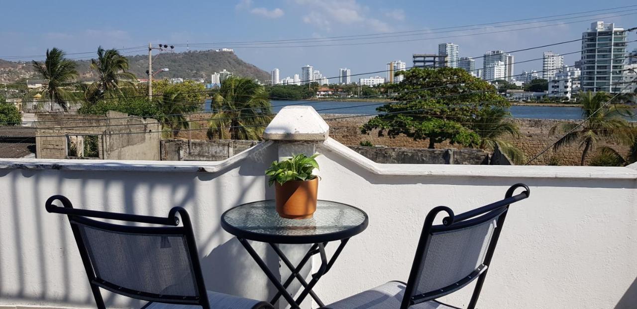 Casa Evelyn Hotel Cartagena Exterior photo